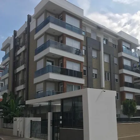 Apartment Toya *
